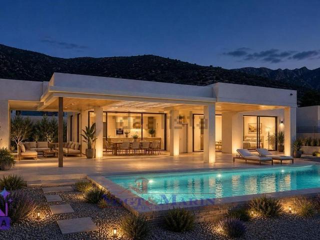 Casa en venta en Alt Empordà, Catalunya