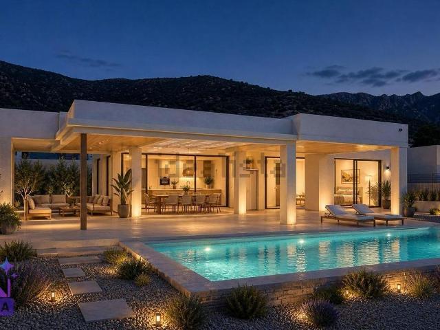 Casa en venta en Alt Empordà, Catalunya