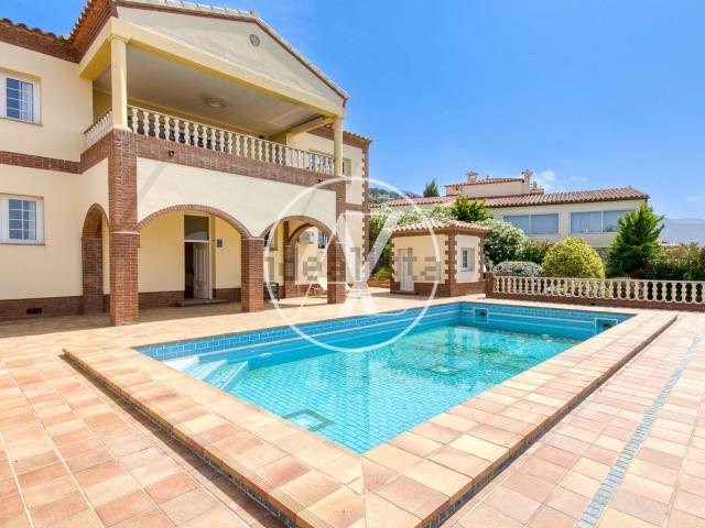 Casa en venta en Alt Empordà, Catalunya