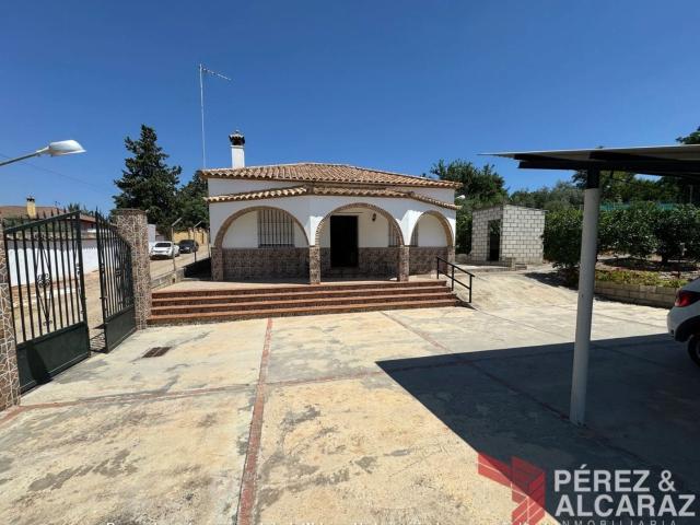 Casa en venta en Chalets La Algaba, Palma del Río