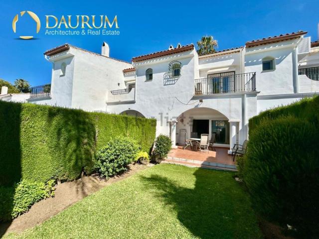 Casa en venta en Estepona, El Paraíso