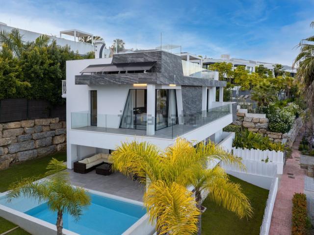 Casa en venta en El Campanario Estepona, Estepona