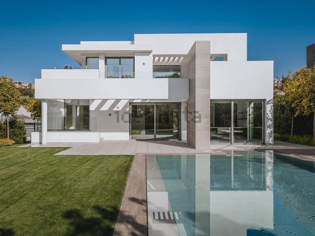 Casa en venta en Patio Los Naranjos, Estepona