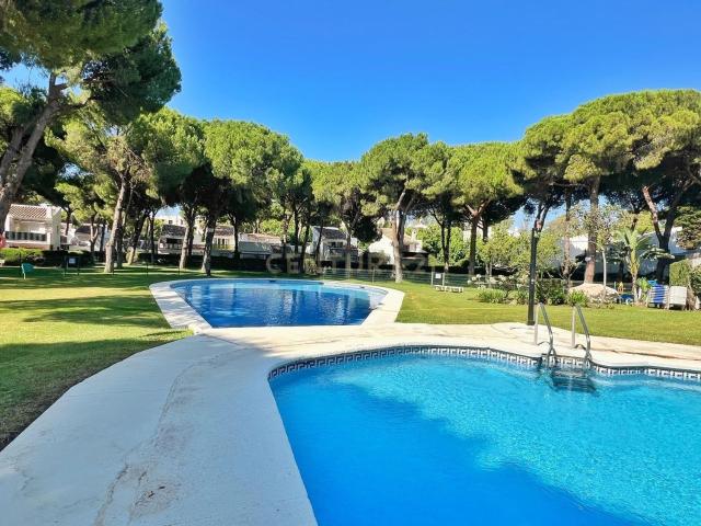 Casa en venta en Estepona, Bel-Air