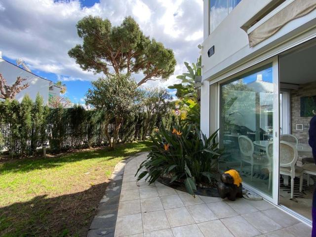 Casa en venta en Estepona, Flamingo Park