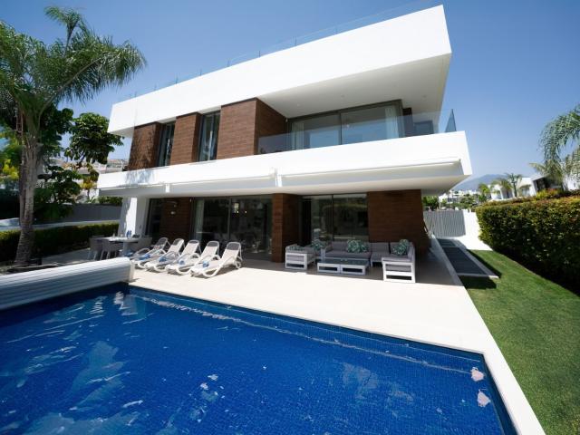 Casa en alquiler en El Campanario Estepona, Costa del Sol Occidental