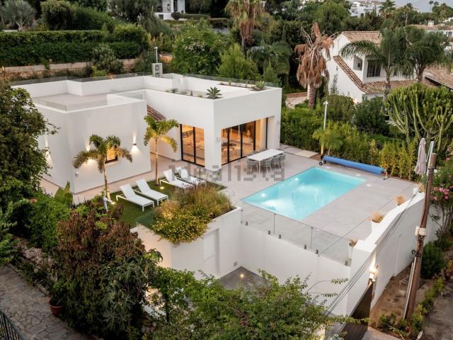 Casa en venta en Rincon de Pilar, Estepona