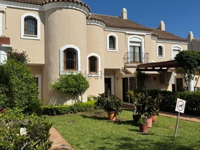 Casa en venta en Rincon de Pilar, Costa del Sol Occidental