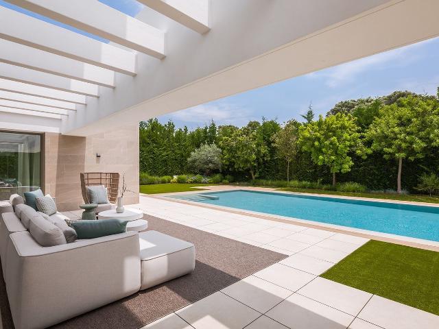 Casa en venta en Cortés, Estepona