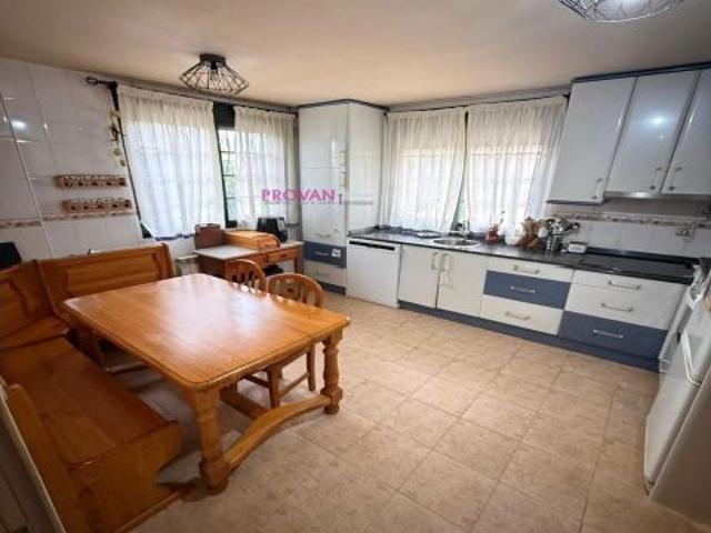 Casa en venta en Loeches, Madrid