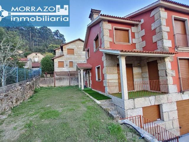 Casa en venta en Couso, O Morrazo