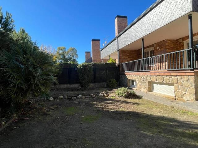 Chalet en alquiler en Torrelodones Colonia, Torrelodones