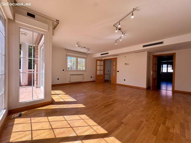 Casa en venta en Villanueva De La Cañada, Madrid