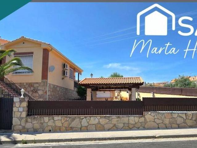 Villa en venta en San Martín De Valdeiglesias