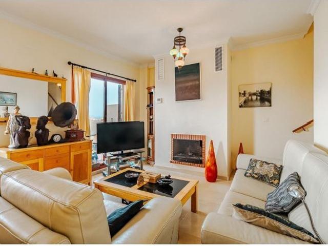 Casa en venta en Castillo de la Duquesa, Costa del Sol Occidental