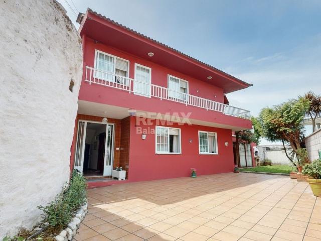 Chalet en venta en Candeán, Vigo