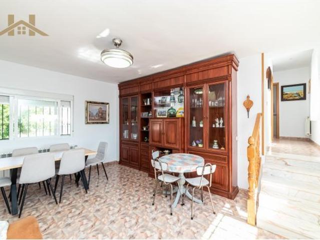 Casa en venta en Villa Del Prado, Madrid
