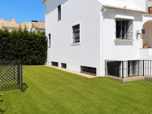 Chalet en venta en Nueva Atalaya, Costa del Sol Occidental