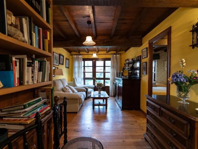 Chalet en venta en Rales, Llanes
