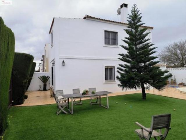 Chalet en venta en Alcalá Del Río, Andalucía