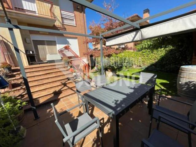Chalet en venta en Alesanco, La Rioja