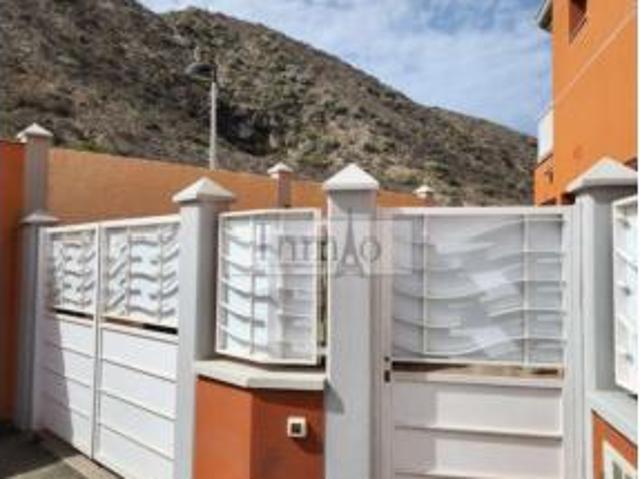 Chalet en venta en Los Cristianos, Arona