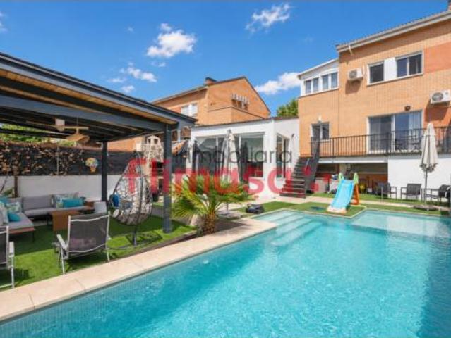 Chalet en venta en Arroyomolinos, Madrid