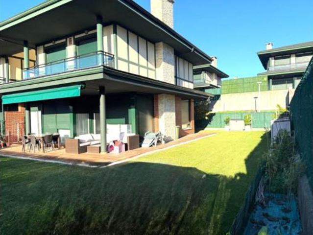 Chalet en venta en Sámano, Castro-urdiales