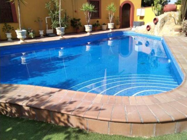 Chalet en venta en Distrito de Quinto, Dos Hermanas