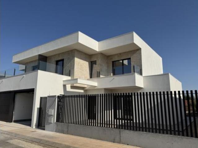 Chalet en venta en Doñinos De Salamanca, Castilla y León