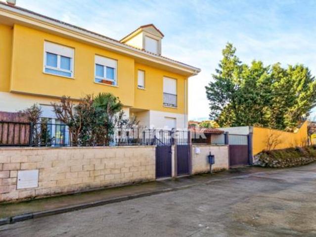 Chalet en venta en Fuensaldaña, Castilla y León