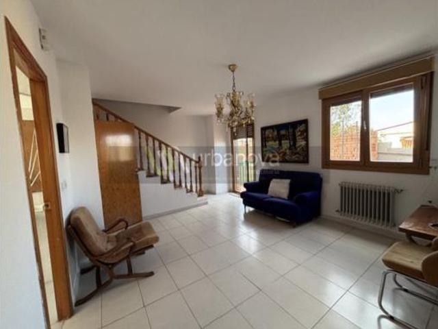 Chalet en venta en Hormilla, La Rioja