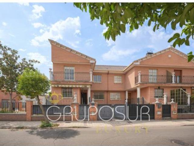Chalet en venta en Laguna De Duero, Castilla y León