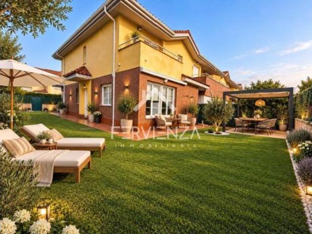 Chalet en venta en Llanera, Asturias