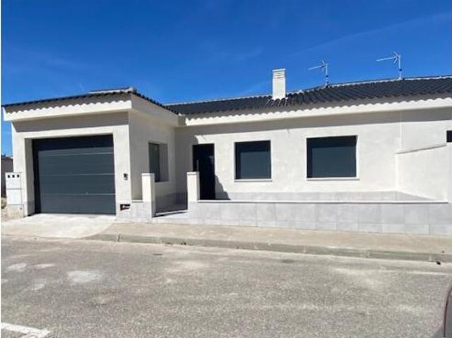Chalet en venta en Mazarambroz, Castilla-La Mancha