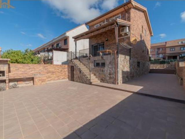 Chalet en venta en Navalcarnero, Madrid