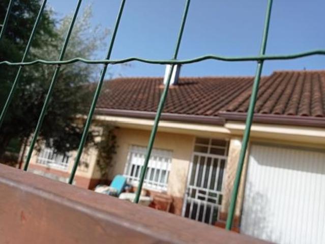 Chalet en venta en Novés, Castilla-La Mancha