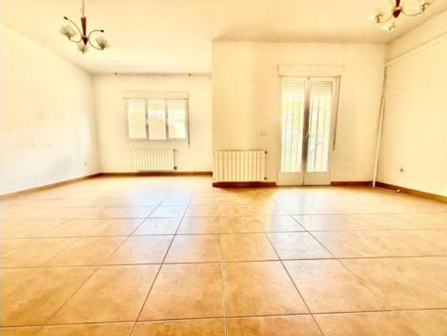 Chalet en venta en Olías Del Rey, Castilla-La Mancha