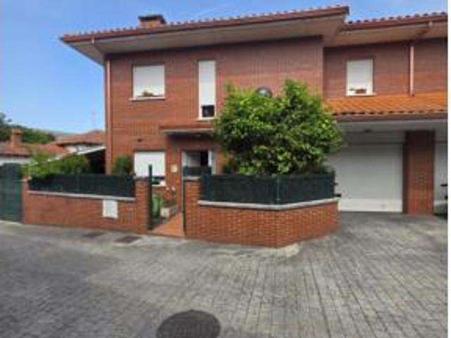Chalet en venta en Reocín, Cantabria