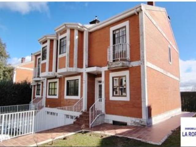 Chalet en venta en Valdelagua, Santa Marta De Tormes