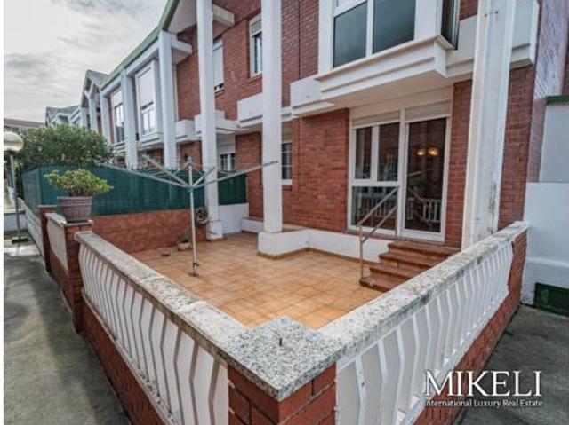 Casa en venta en San Román, Santander