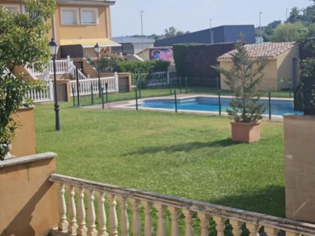 Chalet en venta en Azadinos, Sariegos