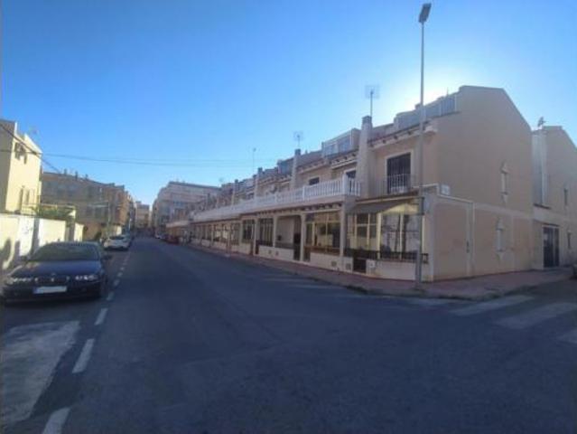 Chalet en venta en Urbanización Calas Blancas, el Baix Segura / La Vega Baja