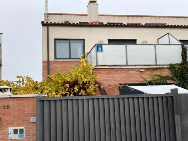 Chalet en venta en Puente Duero, Valladolid