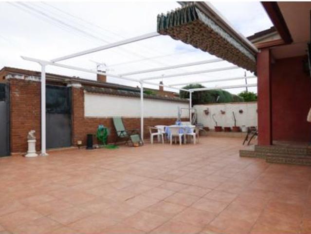 Chalet en venta en Villa Del Prado, Madrid