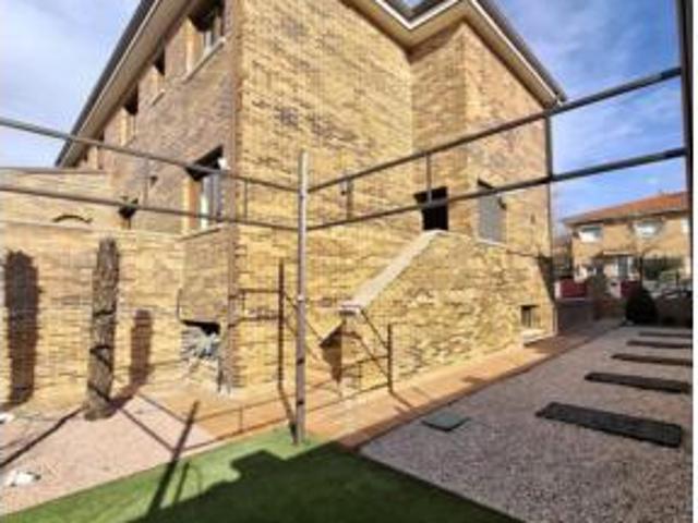 Chalet en venta en Villaviciosa De Odón, Madrid