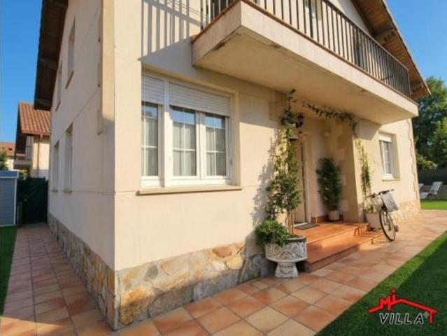 Chalet en venta en Bádames, Voto
