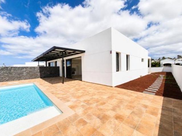 Chalet en venta en Playa Blanca, Yaiza