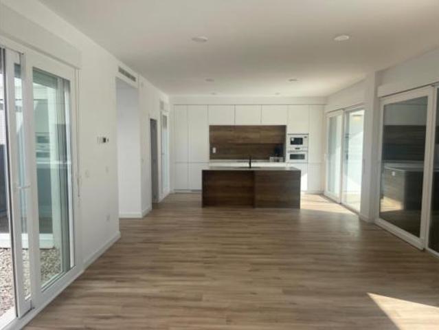 Chalet en venta en Juslibol, Zaragoza