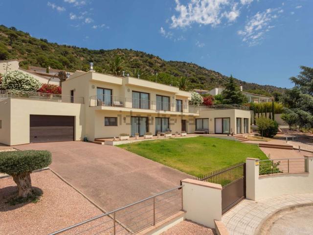 Casa en venta en Alt Empordà, Catalunya